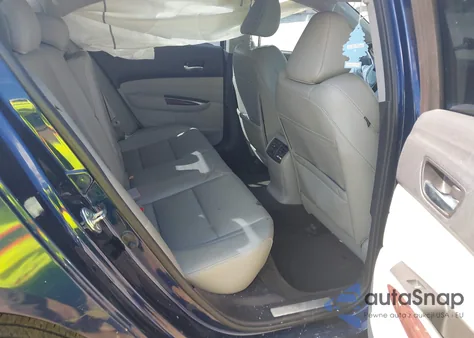 2015 Acura Tlx V6 z USA, uszkodzony, nr VIN 19UUB2F36FA025868